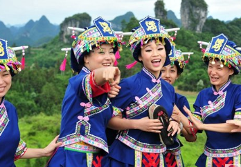 仫佬族傳統(tǒng)節(jié)日與風俗習慣